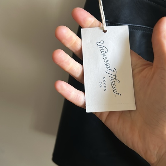 NWT black pleather skirt size 0 - Picture 7 of 7